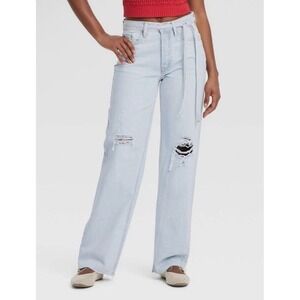 NWT Universal Thread Womens Light Wash Distressed Jeans Baggy Fit Size 4